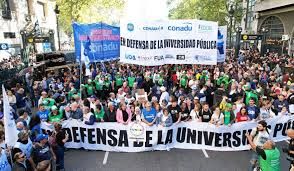 EL GOBIERNO Y LA UNIVERSIDADES LLEGARON A UN ACUERDO-