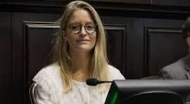 UNA EX PRE-CANDIDATA A INTENDENTE EN MERCEDES ES INVESTIGADA.-